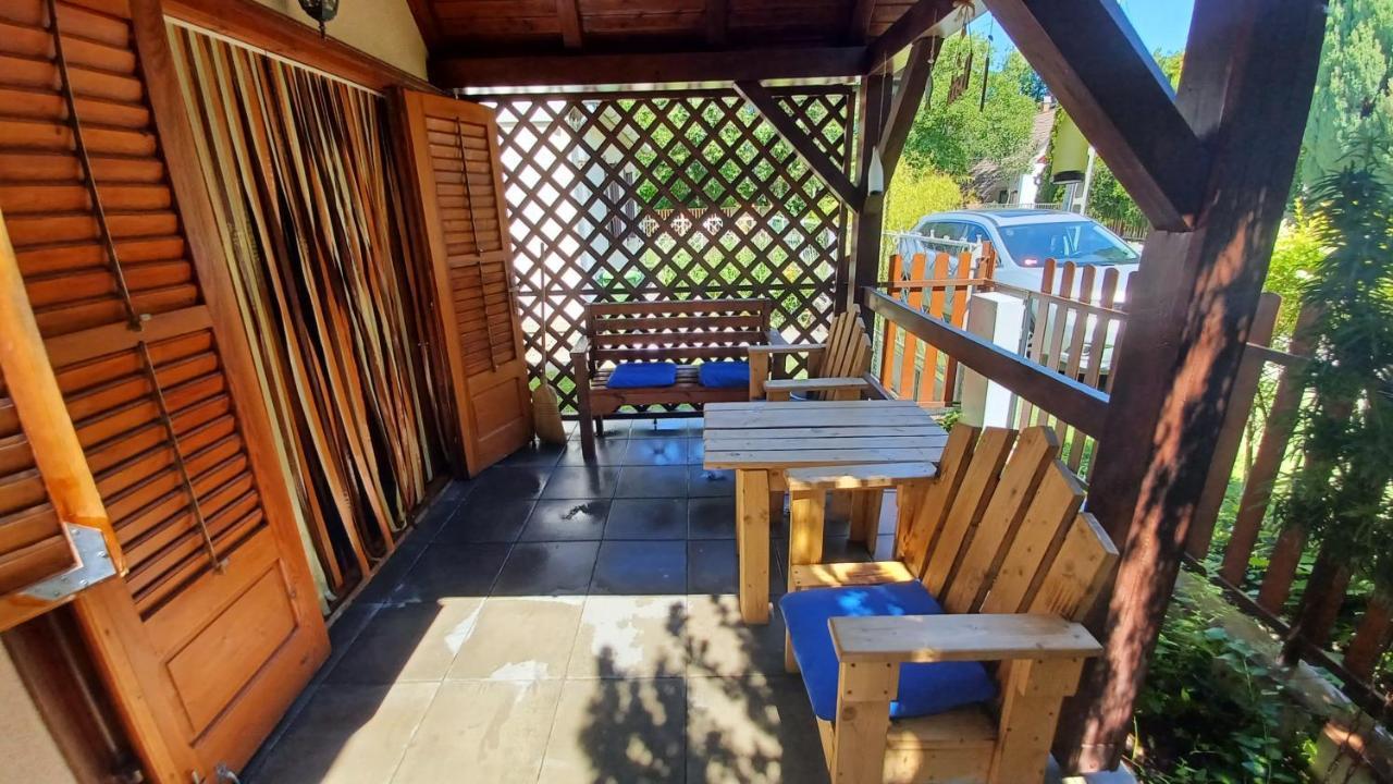 Relax Ii. Vendeghaz Villa Dunapataj Bagian luar foto